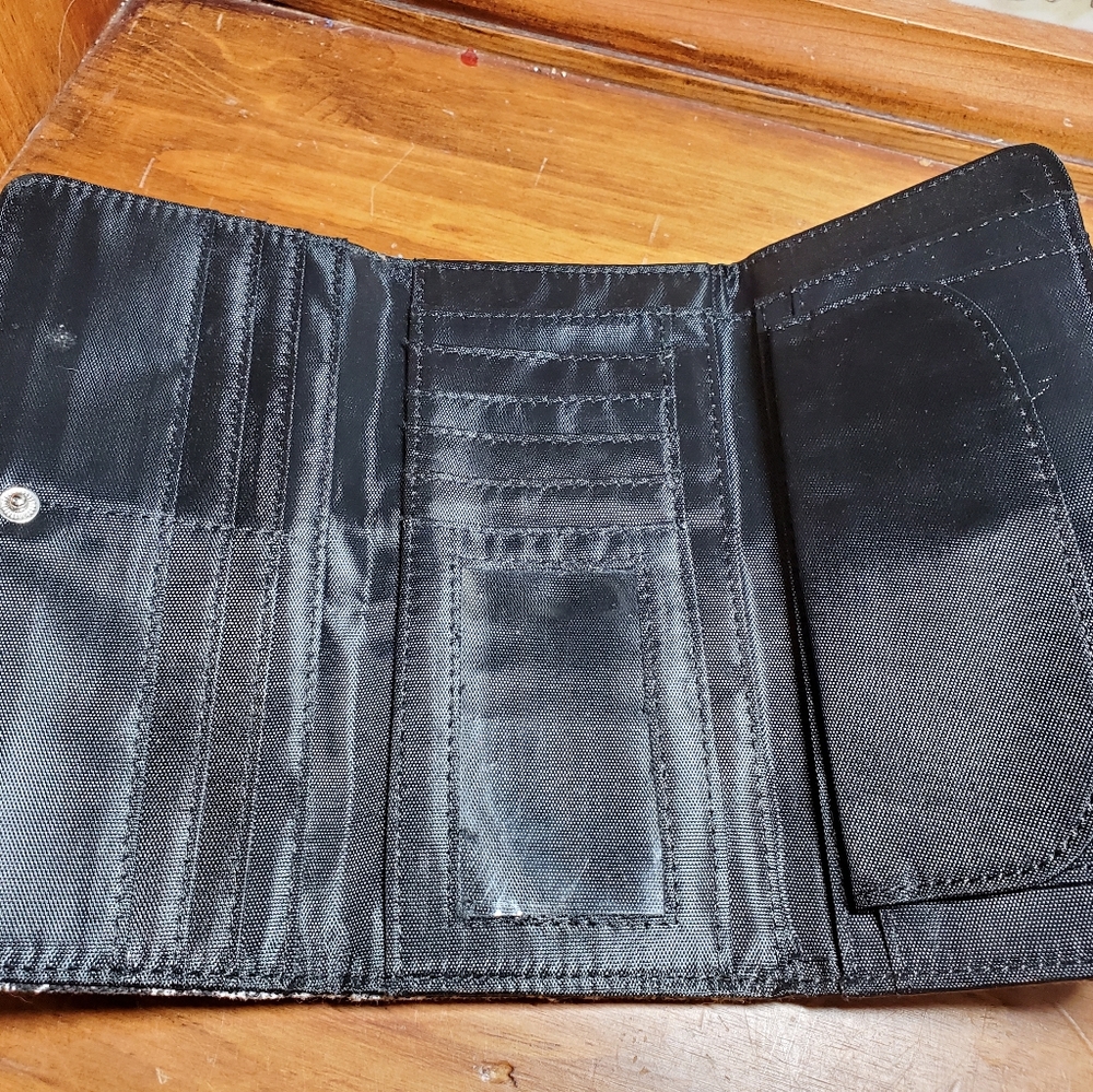 Wallet - Picture 2 of 2